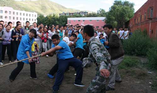 远是年轻--南开大学第14届研究生支教团志愿服