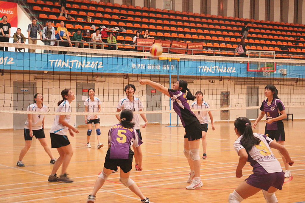 “激扬”男、女队勇获天津市排球比赛亚军、季军--菁菁校园