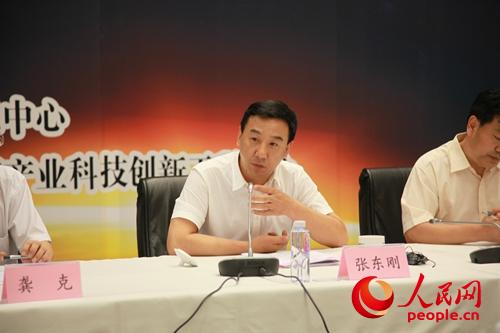 教育部社科司司长张东刚 人民网崔璐 摄