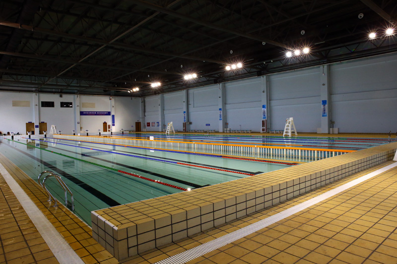 津南校区游泳馆试运行 学生可免费预约体验--南