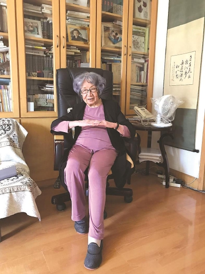 文汇报自在飞花轻似梦拜访叶嘉莹先生