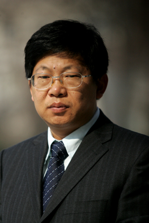 天津最具影响力劳模开评 南开教授许京军入围