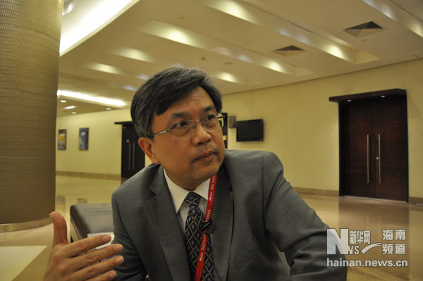 新华网:龚克:优质高校资源紧张导致很多问题