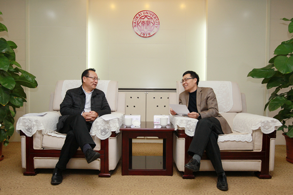 11月   4   日,四川省委组织部部务委员,人才处处长胡振凯来访