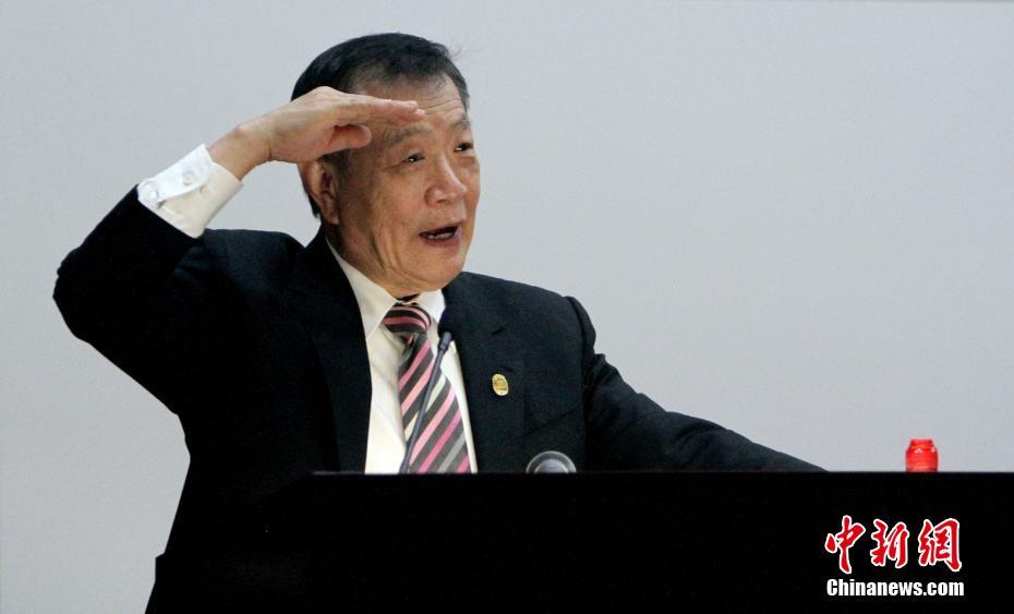 中新网:华裔神探李昌钰南开揭秘世界名案-媒体南开-南开大学