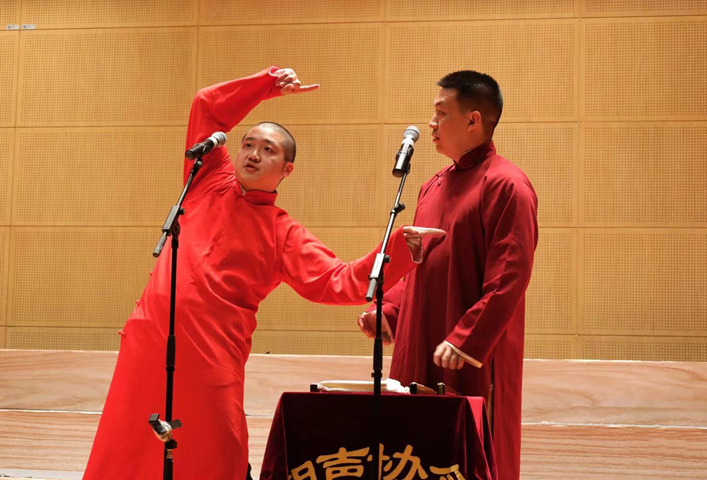 国乐相声协会“回归”相声专场演出举办-多彩校园-南开大学